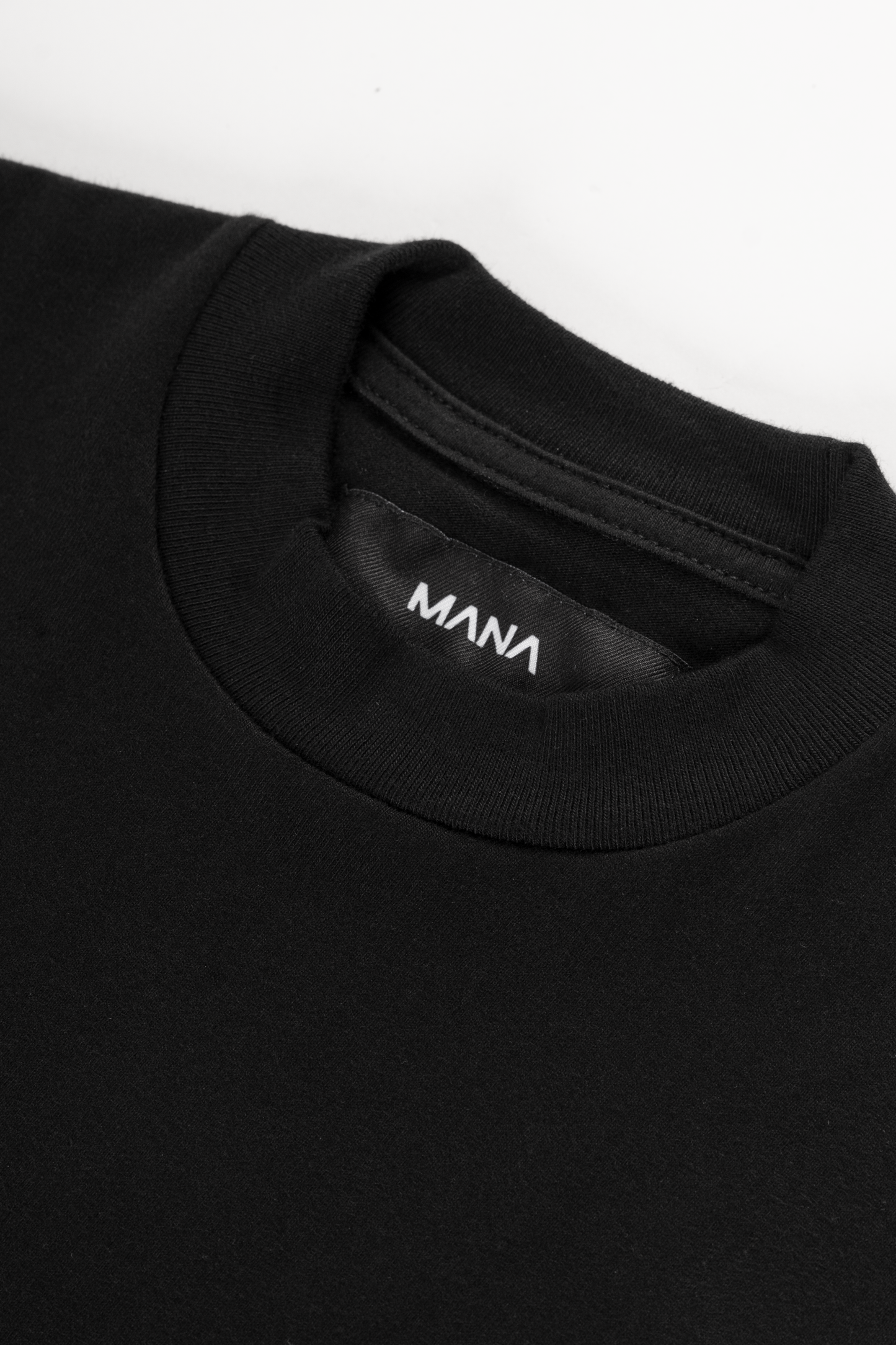 "DIGITAL TOUCH" TEE IN DARK